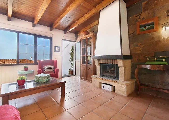Villa Floti con vistas al mar